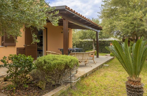 Cefalu Villa | Beautiful private villa for 6 people with A/C, WIFI, private pool, TV and patio