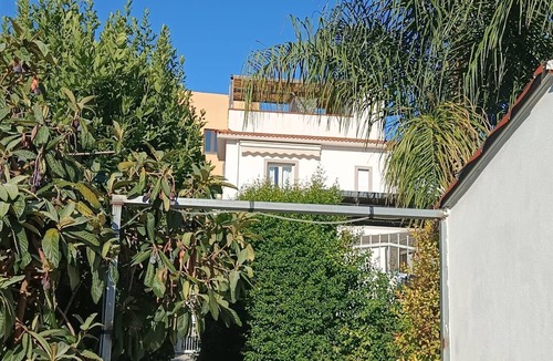 Torregrotta House | Beautiful renovated modern house, heated pool, 5' sea, Quiet & comfortable
