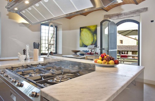 Gaiole in Chianti Villa | Beautiful villa for 16 guests with A/C, private pool, WIFI, TV, patio and panoramic view