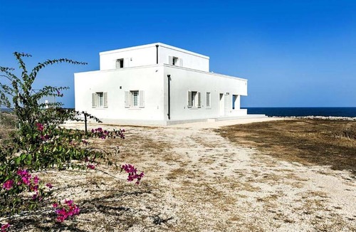 Portopalo di Capo Passero House | Belvilla by OYO Capo Passero Dieci