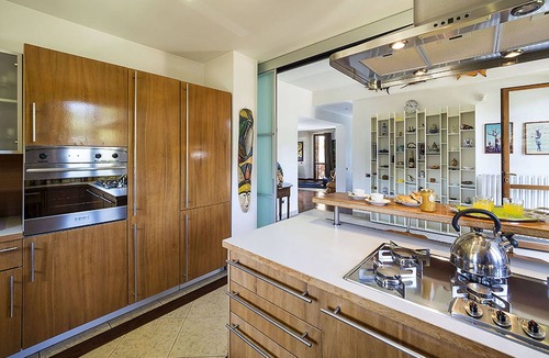 Syracuse Villa | Belvilla by OYO Profumo