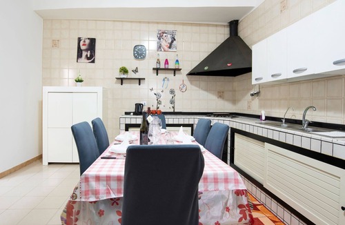 Vittoria House | Belvilla by OYO VILLA AMATO