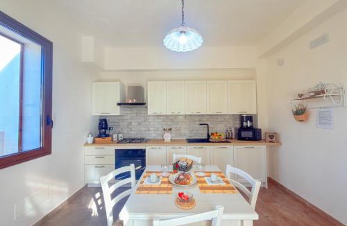 Mockarta House | Benvenuti sulla collina Proserpina