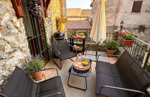 Scalea Apartment | BetweenMonti and Sea