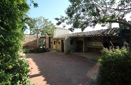 Vittoria Apartment | Bilocale in antico Casale tra le vie del vino ibleo