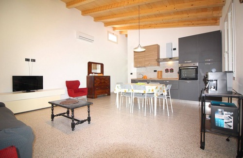 Solarino Villa | "BLUE HOME" VACATION HOME