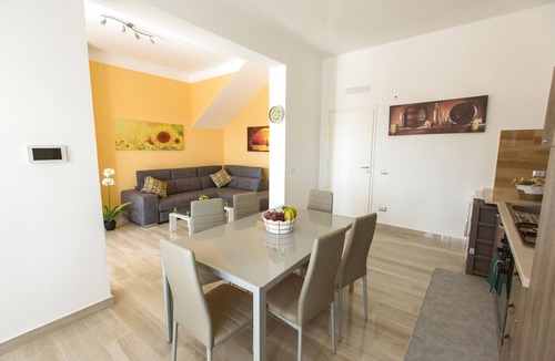 Mazara del Vallo Villa | Blue Sea Beach Villa, beach front with pool and stunning sunsets