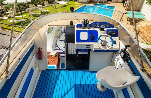 Piedimonte Etneo Boat Rental | Boat 'Etna House' with Sea View, Wi-Fi and Air Conditioning