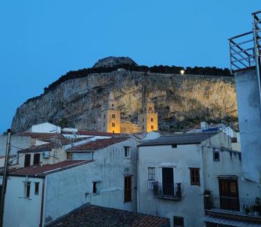 Old Town Apartment | Bordonaro Sunset