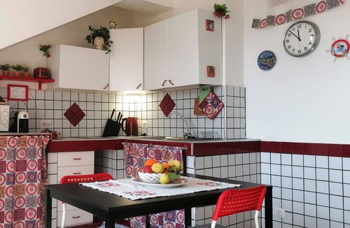 Santa Teresa di Riva House | Brezza Marina - Holiday home facing the sea
