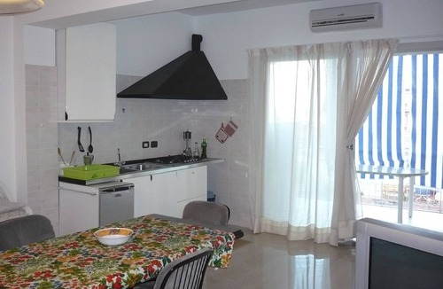 Santa Teresa di Riva Apartment | BRIGHT AND SPACIOUS APARTMENT ON THE IONIAN RIVIERA
