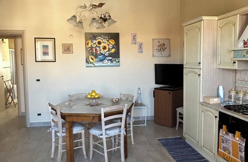 Caucana-finaiti-casuzze-finaiti Nord Apartment | Broom house 2 minutes walk from the beach