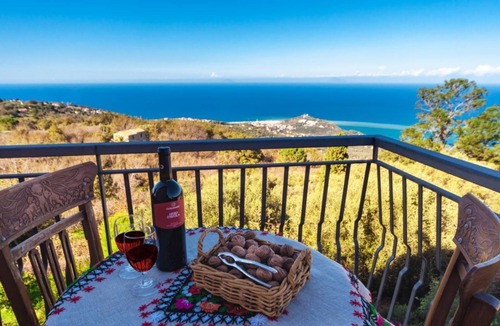 Naso Apartment | Calendula - 2 bedrooms mansard with balcony and panoramic sea view