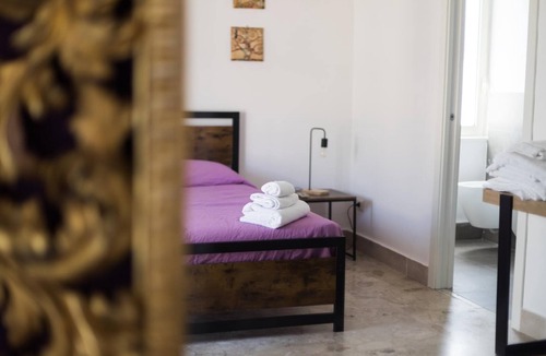Reggio Calabria Bed & Breakfast | Camera con bagno in centro città