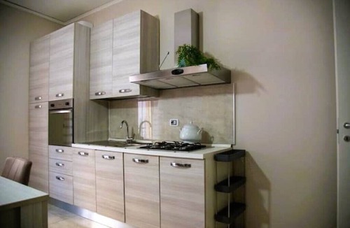 Poggiomarino Apartment | Campania Apartment Vesuvio Comfort - 150m station - 5km Pompeii