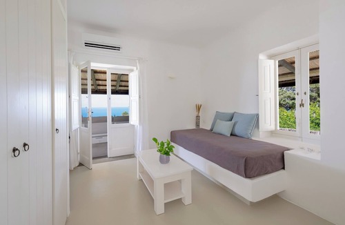 Malfa Hotel | Capofaro Resort