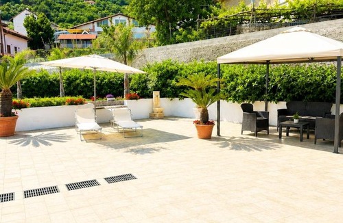 Bomerano Apartment | Carlo's Luxury Villa