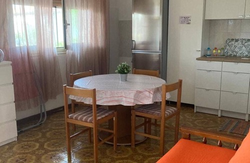 Costa Saracena-Castelluccio Apartment | Casa Orchidea with Veranda – Private Terrace, Wi-Fi & Air Conditioning