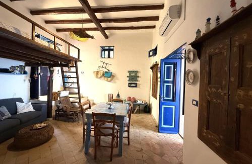 Malfa House | Casa Ajo e Didy, panorama sul mare a Malfa