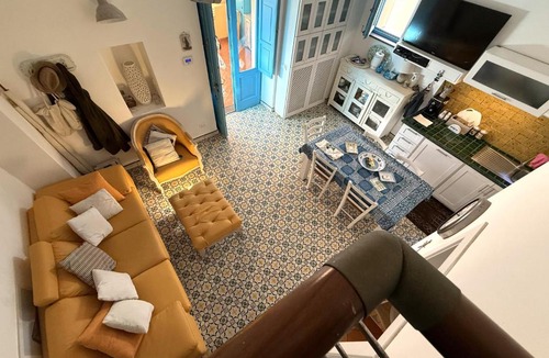 Lingua House | Casa Caraedo sulla spiaggia Isola Salina