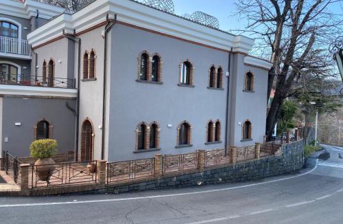 Zafferana Etnea Villa | Casa Carlotta