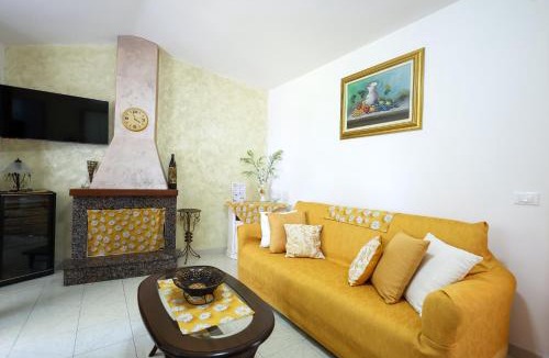 Santa Domenica Apartment | Casa Carmencita