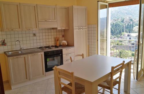 Francavilla di Sicilia Apartment | Casa Catena