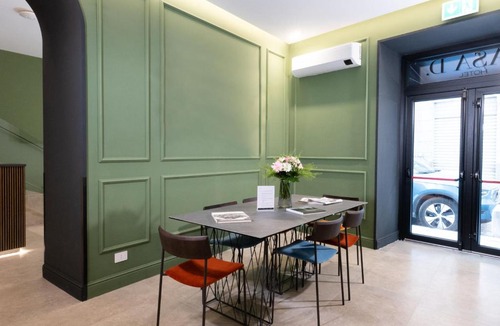 Naples City Centre Hotel | Casa D Hotel Napoli