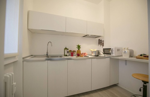 Desenzano del Garda Apartment | Casa Del Lago in Desenzano Centre, Desenzano Del Garda, Italy