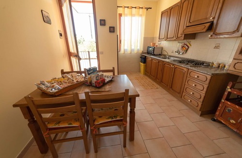 Scillichenti Apartment | Casa del Maestrale - Family Apartment/Studio
