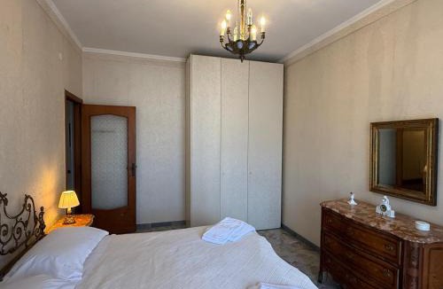 Rione Alto Apartment | Casa di Pietrina - Large Apartment