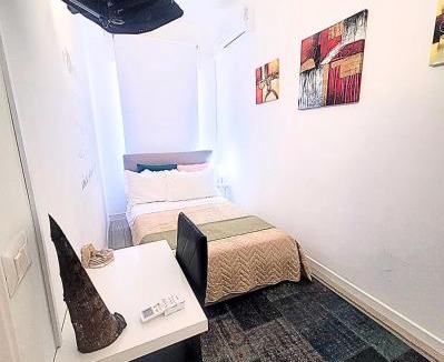 Brolo Apartment | Casa Ekaterina house a 2 minuti dal mare