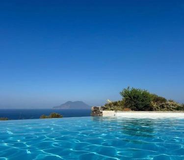 Filicudi Porto Apartment | Casa Filicudi Brigantini by Filicudi Art & Stay
