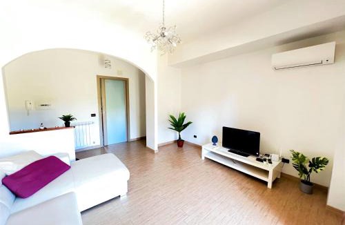Santa Teresa di Riva Apartment | Casa Grazia