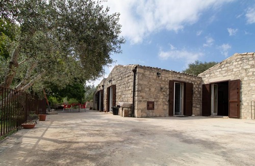 Campanella-Gianforma House | Casa Il Carrubbo