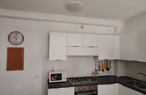 Prenestino-Labicano House | Casa indipendente con camera da letto e soggiorno terrazzo e giardino mattonato