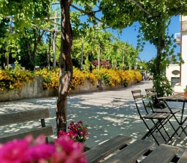Sant'Egidio del Monte Albino Bed & Breakfast | Casa Fifina Rooms