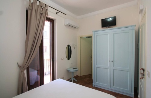 Oliveri Bed & Breakfast | Casa Levante