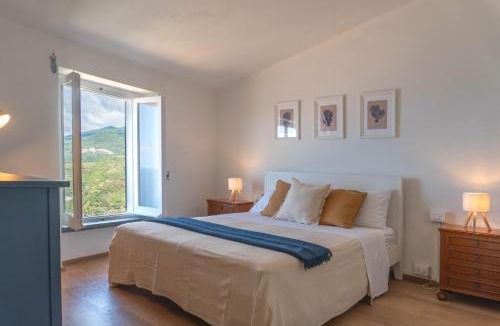 Riomaggiore Villa | Casa Lodovica con Vista Mare Mozzafiato