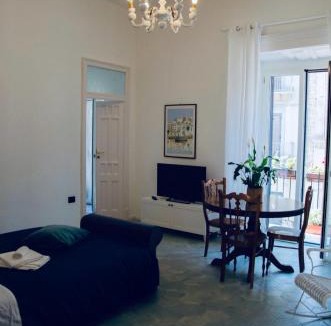 Mazzarino Bed & Breakfast | Casa Makarina - Appartamento sul Corso Principale