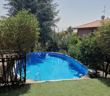 Mascalucia Apartment | Casa Marchese Etna con Giardino e Piscina a 2 Passi da Nicolosi