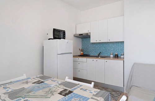 Marzamemi Apartment | Casa Marea Second Floor with Sea View, Wi-Fi and Air Conditioning