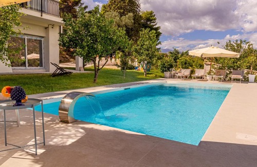Giardini Naxos Apartment | Casa Musica Villa con piscina panoramica