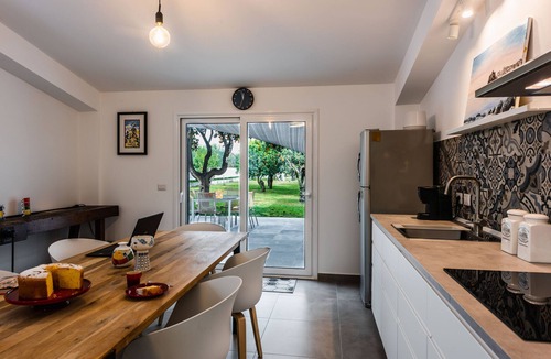 Coste House | Casa Oasi Agrumi e Mare by Wonderful Italy