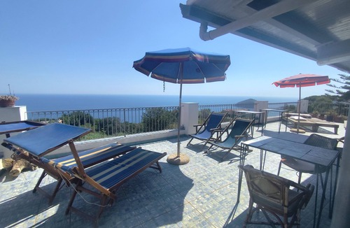 Barano d'Ischia House | Casa Pesce, Beautiful cozy and traditional family home.