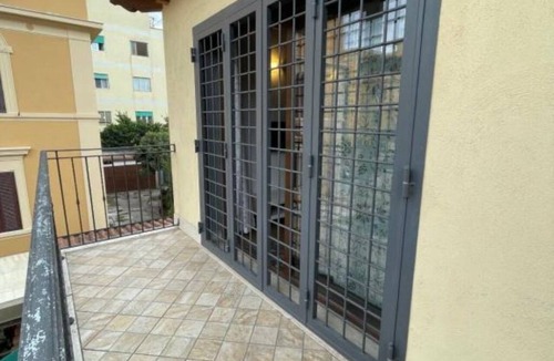 Quartiere XXVII Primavalle Apartment | Casa Rosa cozy apartment within walking distance of the Vatican.