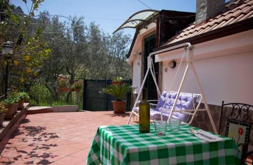 Olevano sul Tusciano Apartment | Casa Salitto San Michele