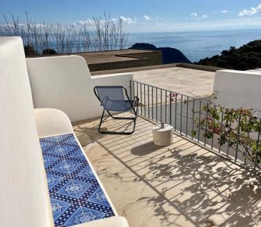 Filicudi Porto House | Casa Serena