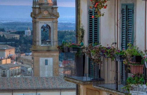 Caltagirone Bed & Breakfast | Casa tipica siciliana patronale home BedandBreakfast TreMetriSoprailCielo Camere con vista, colazione interna in terrazzo panoramico