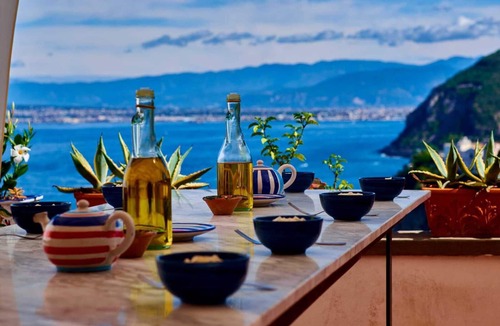 Castellammare di Stabia House | CASA VACANZE LE TRE SORELLE
